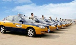 江苏出租车爆料新闻事件,揭露行业乱象，呼吁规范管理