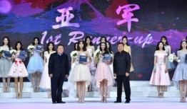 美女被导演爆料视频大全,揭秘美女明星幕后花絮视频大揭秘