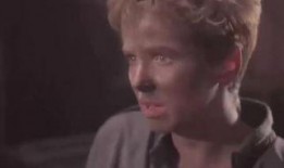 《分身》在线观看,身世之谜，平行世界的奇幻冒险